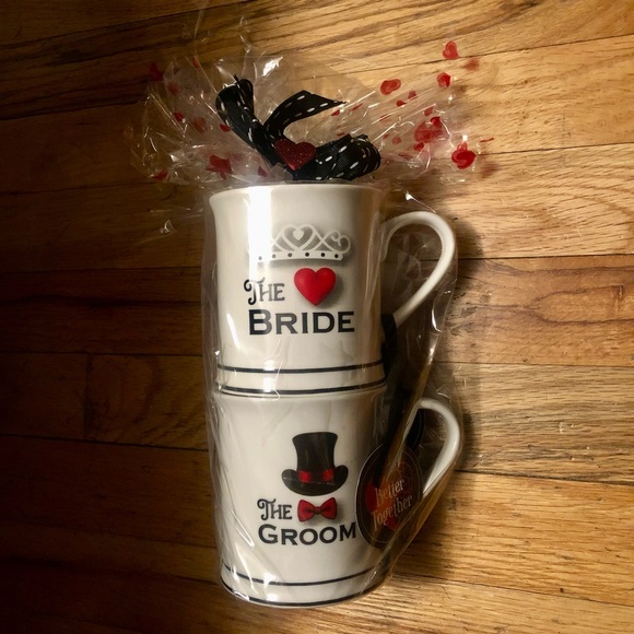 Bride & Groom mug wrapped gift set - Picture 5 of 6